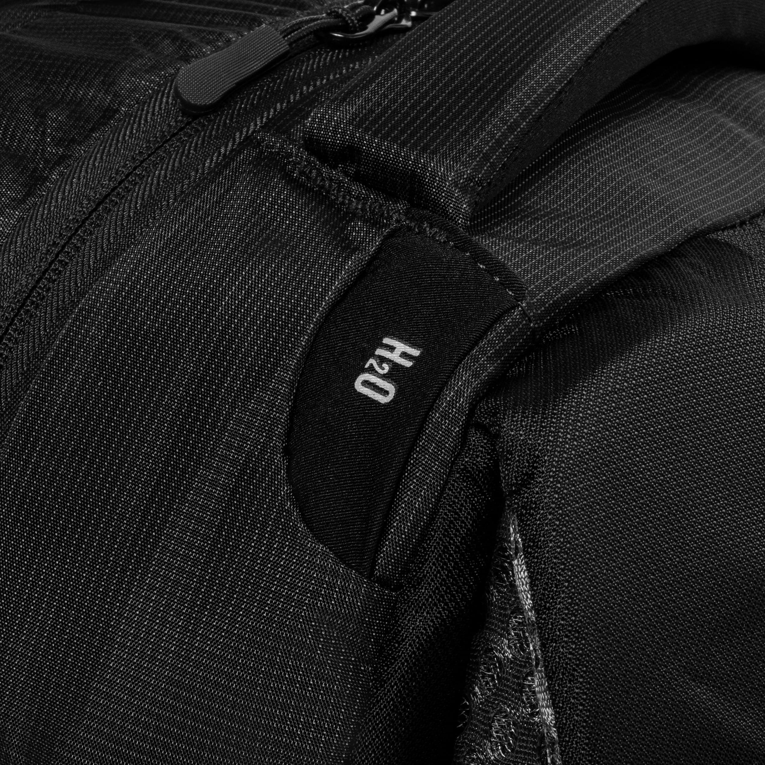 Batoh Alpinus Pajala 25 l - Black