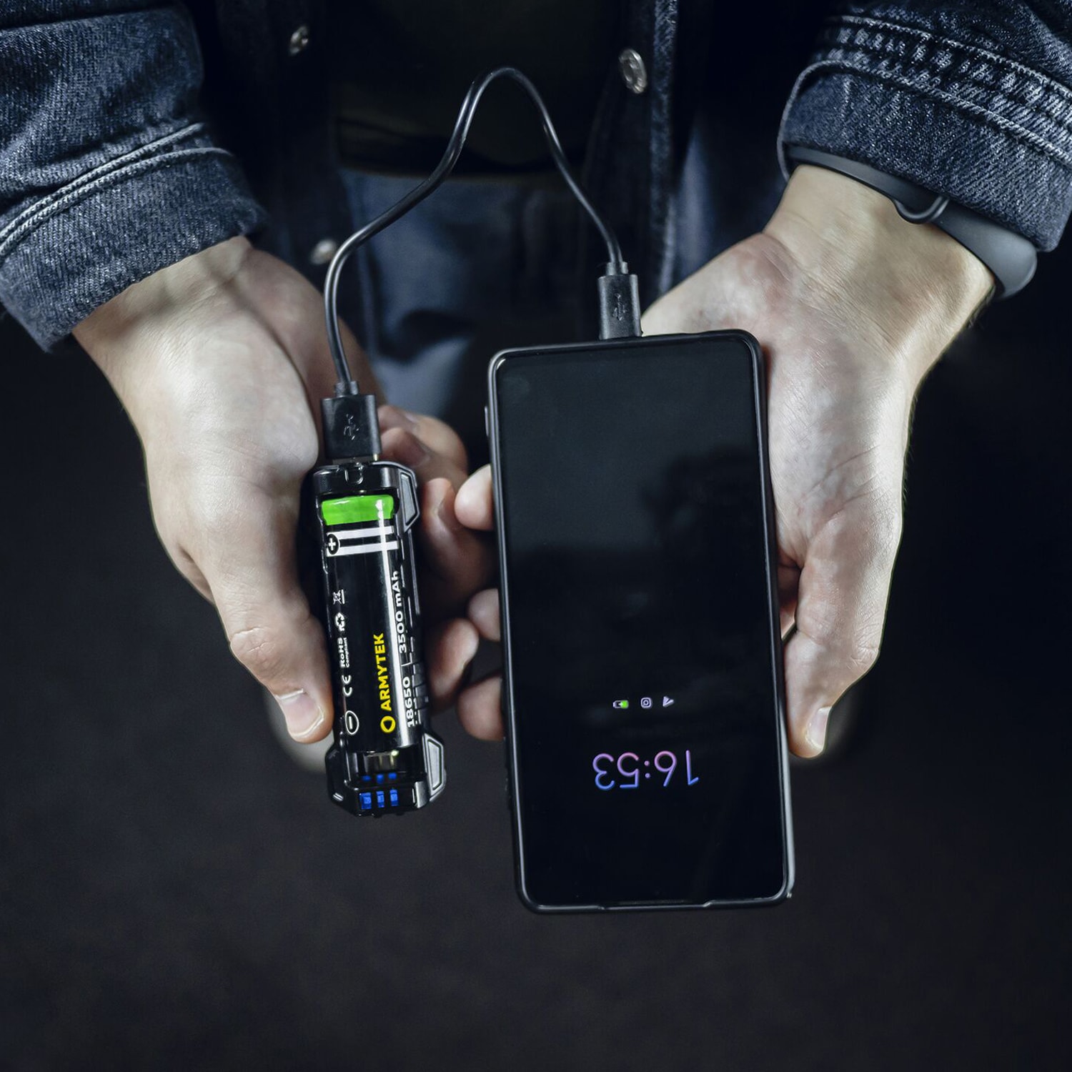 Nabíječka Armytek Handy C1 VE