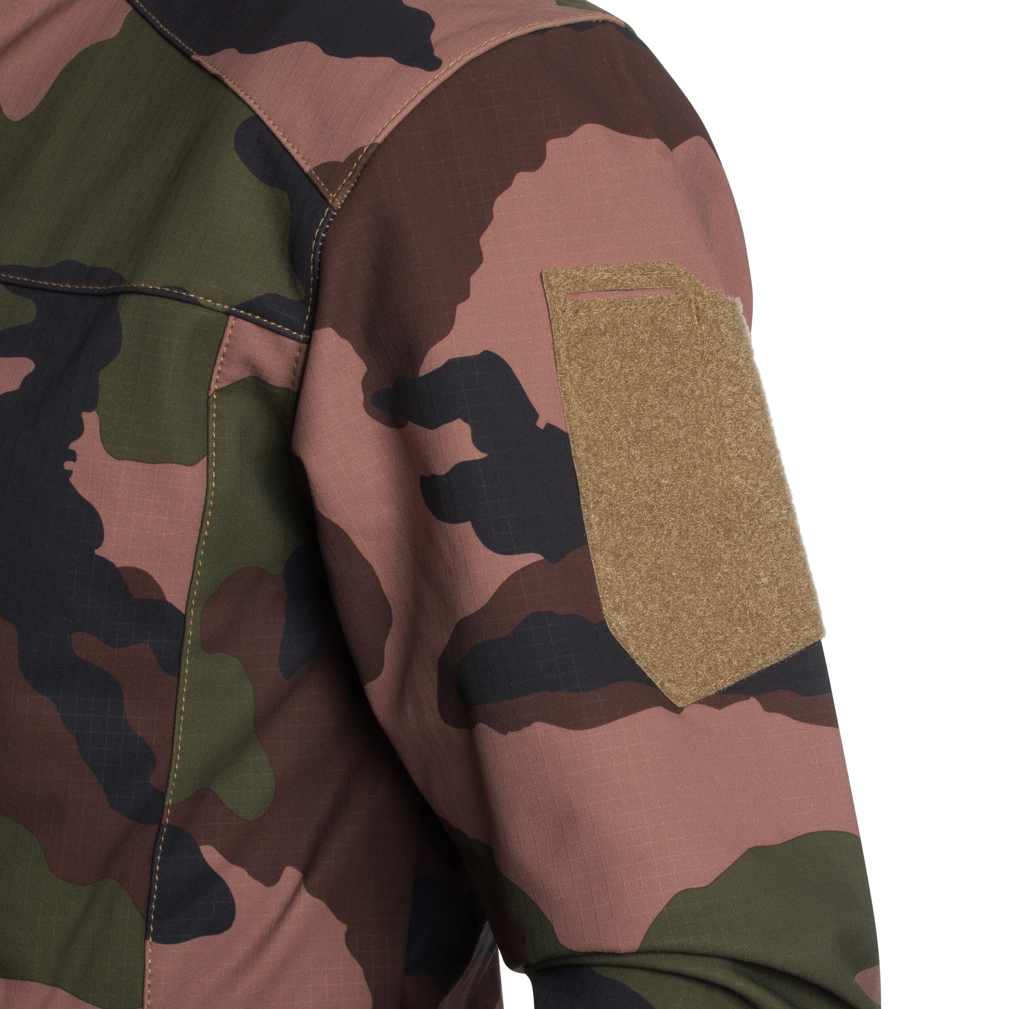 Bunda A10 Equipment Softshell Fighter - CCE Camo