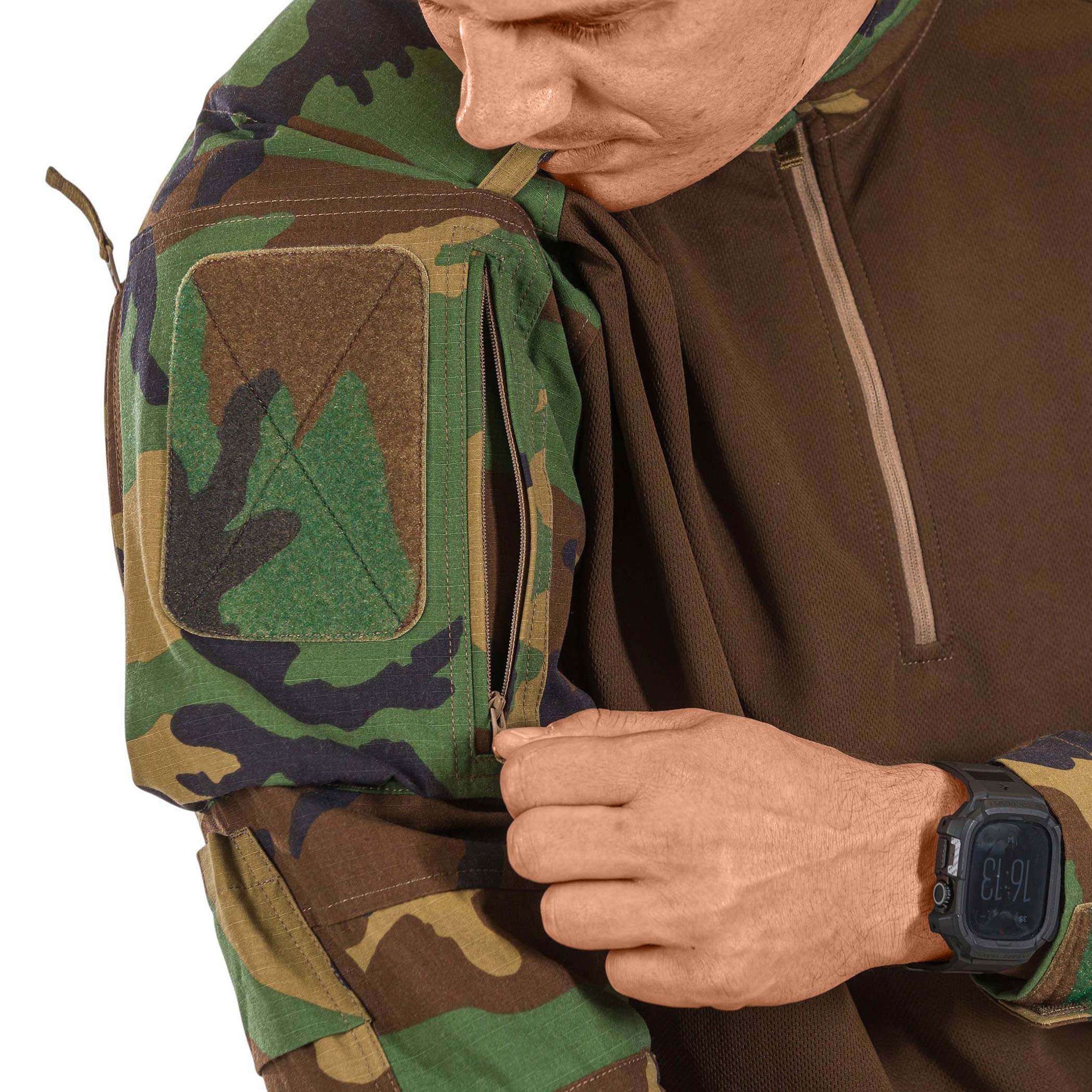 Mikina UF PRO Striker XT Gen.2 Combat Shirt – Woodland