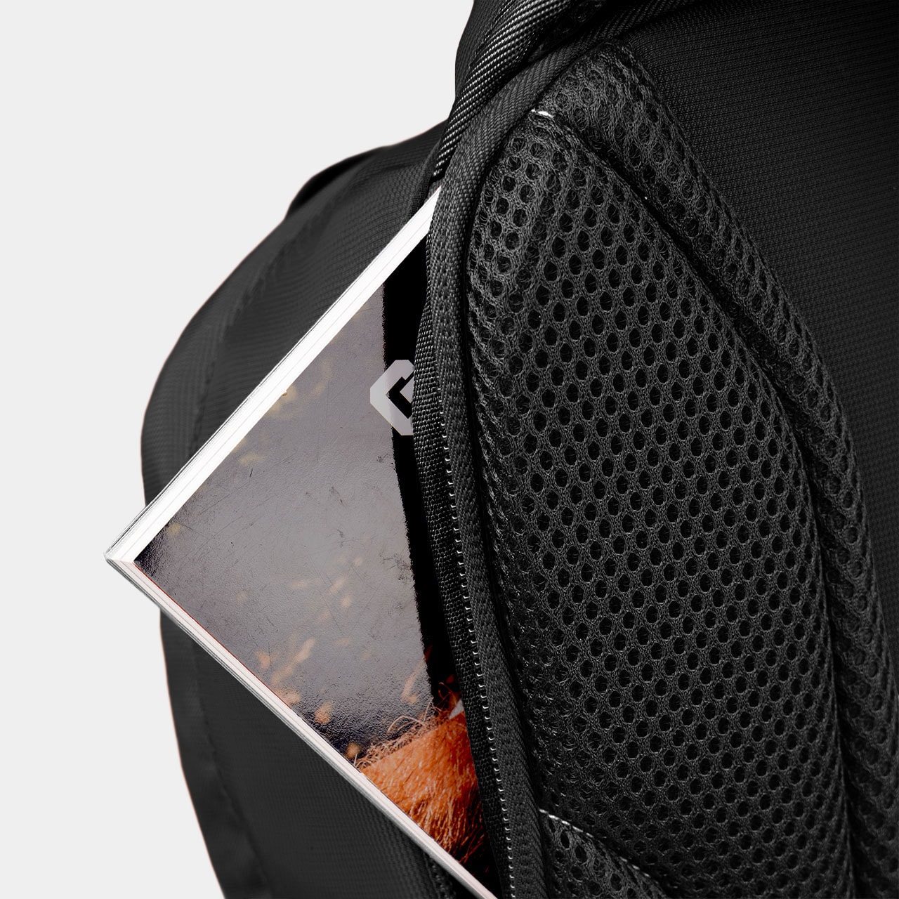 Batoh Alpinus Lecco 15 l – černý