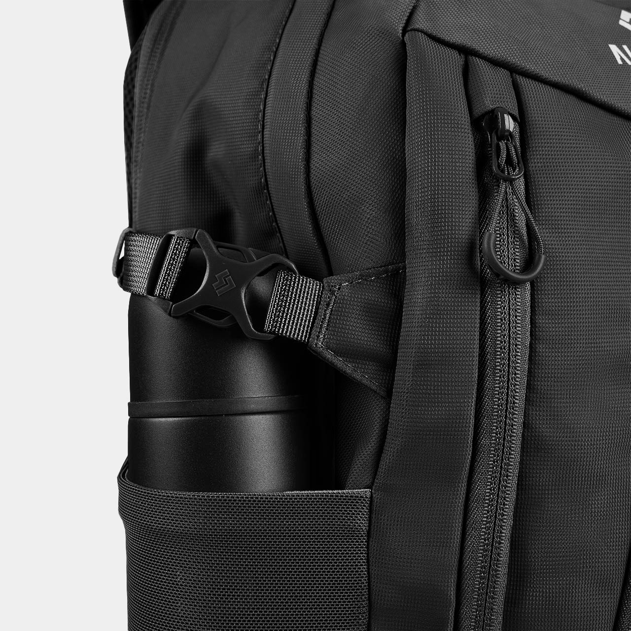 Batoh Alpinus Lecco 25 l – černý