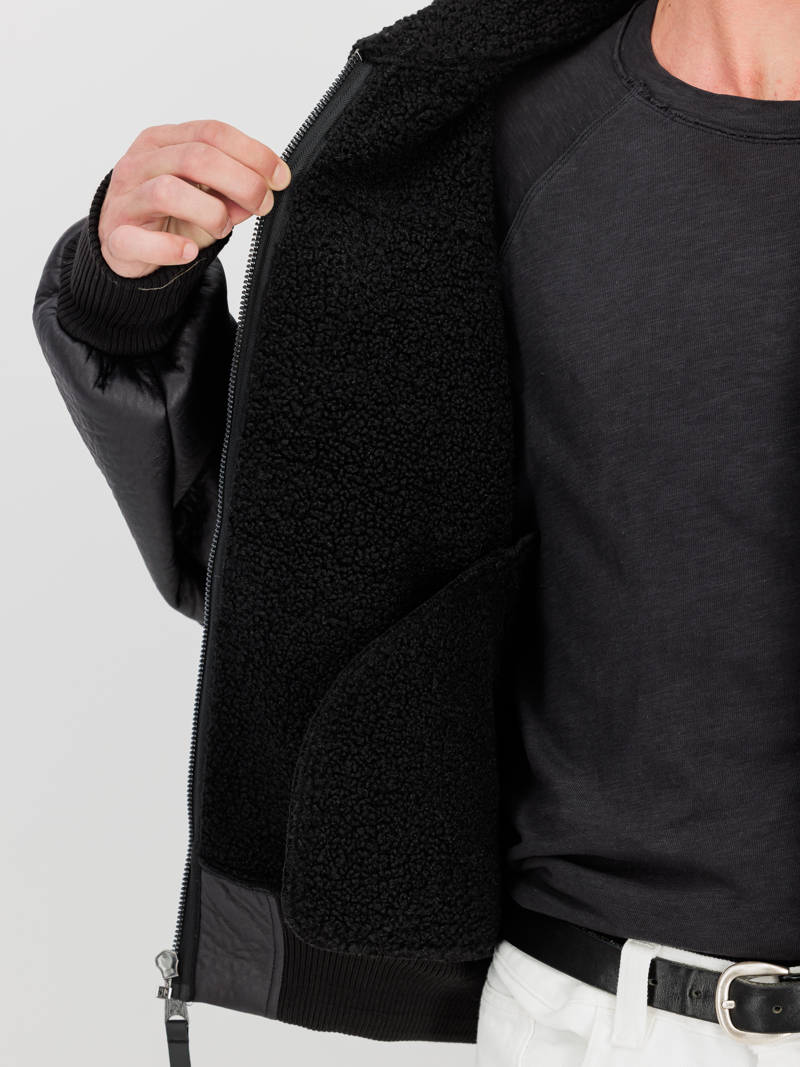 Bunda Alpha Industries B15 Modified - Black/Black