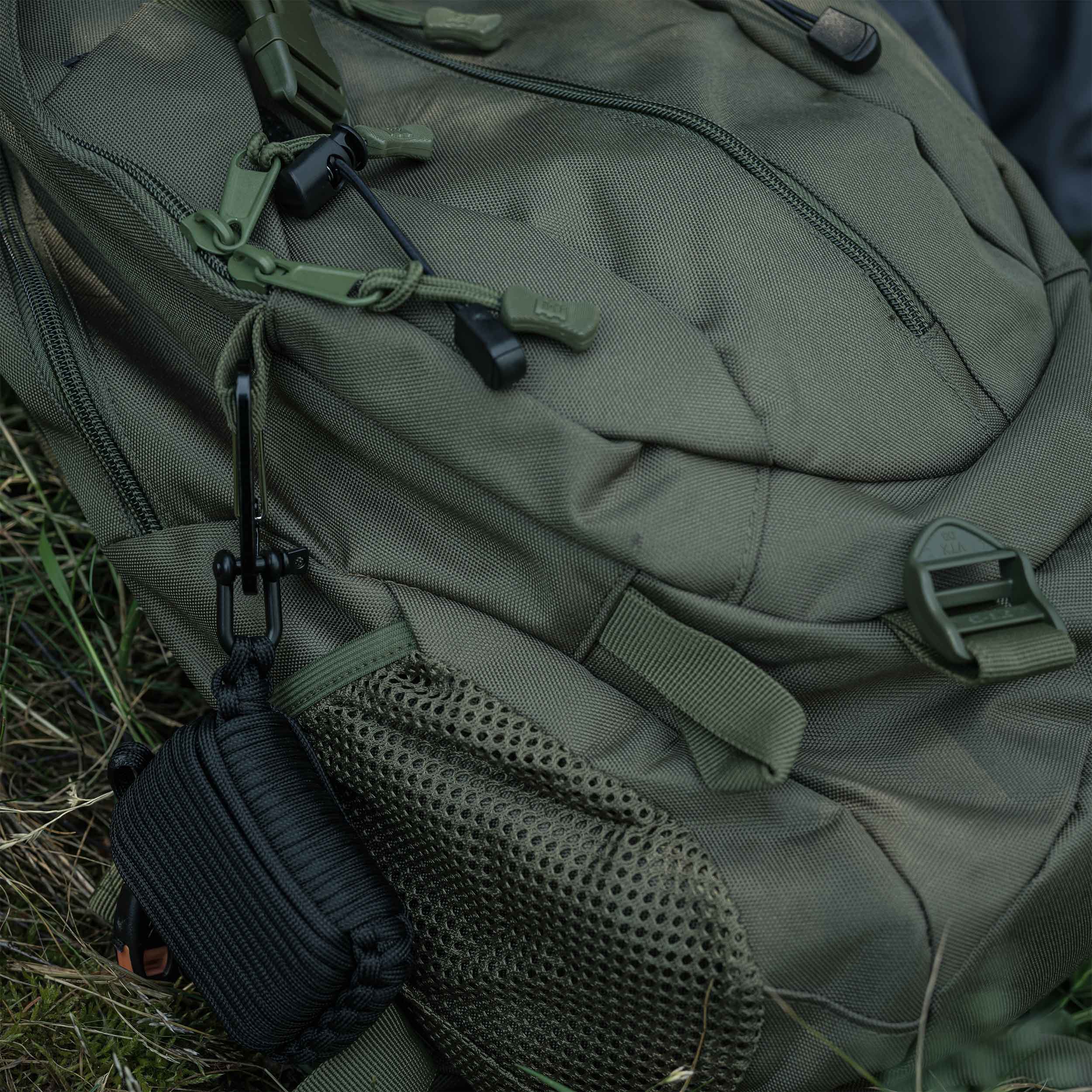 Batoh Badger Outdoor Peak 30 l - Olive