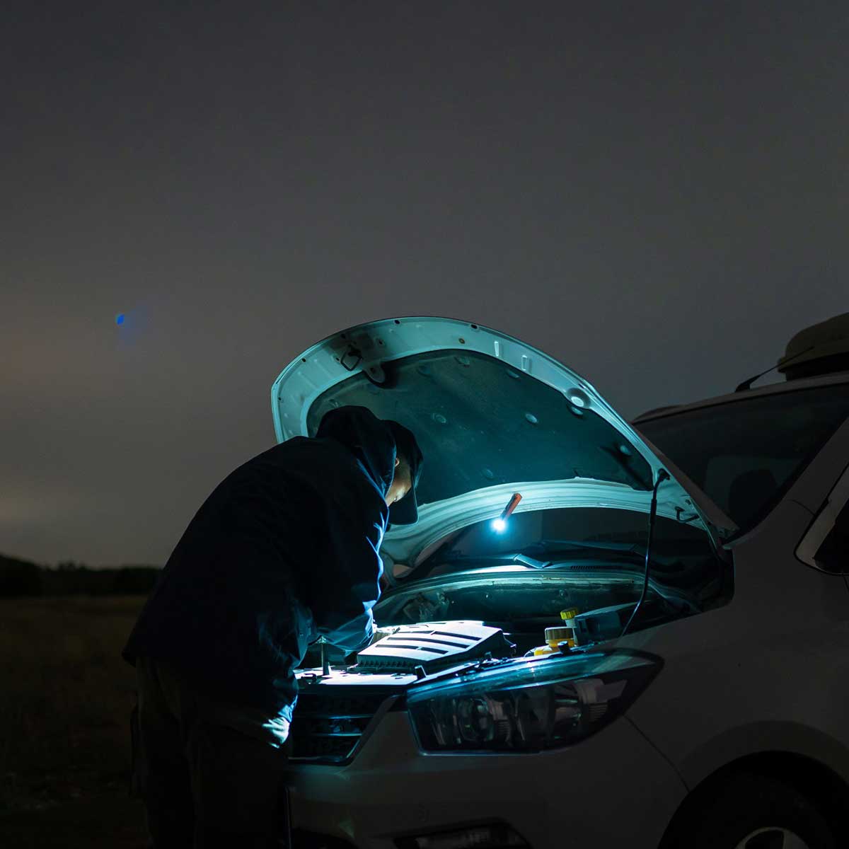 Svítilna s laserovým ukazatelem Olight Arkfeld Cool White Orange - 1000 lumenů