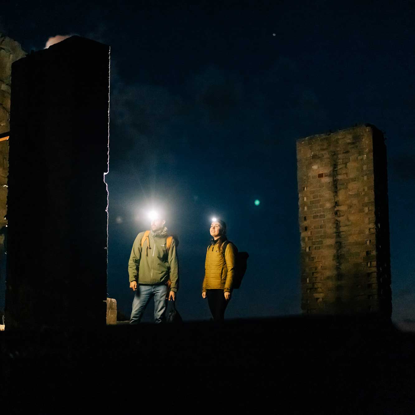 Svítilna čelová Olight Array 2 Pro - 1500 lumenů