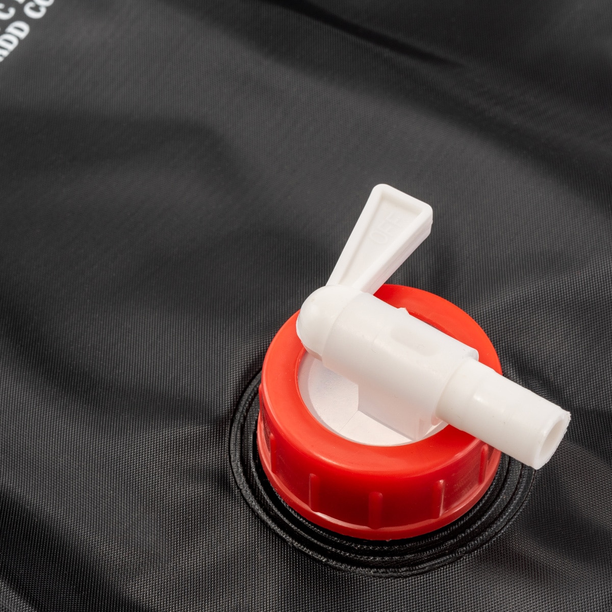 Turistický solární šprch Mil-Tec 20 L