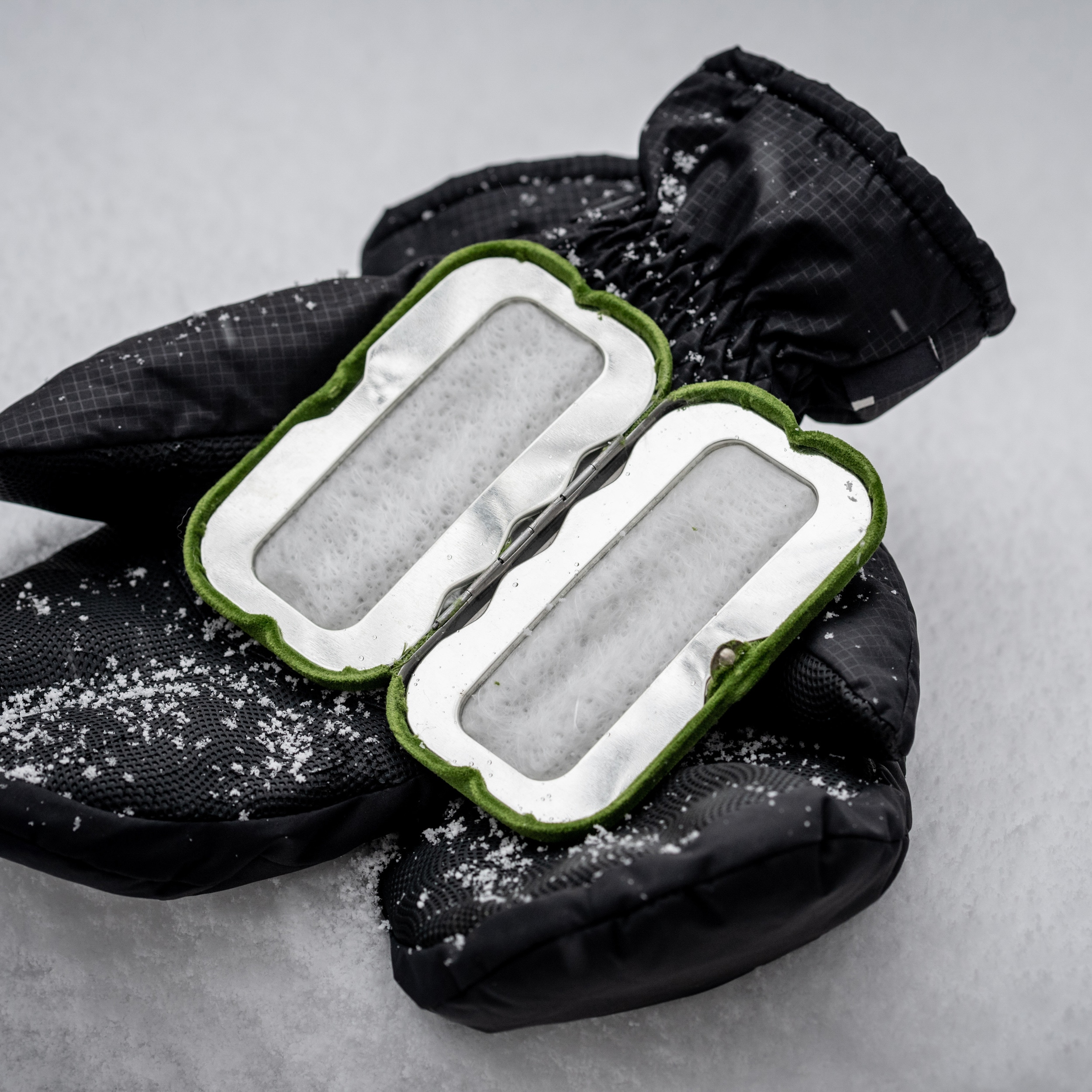 Uhlíkový ohřívač Mil-Tec