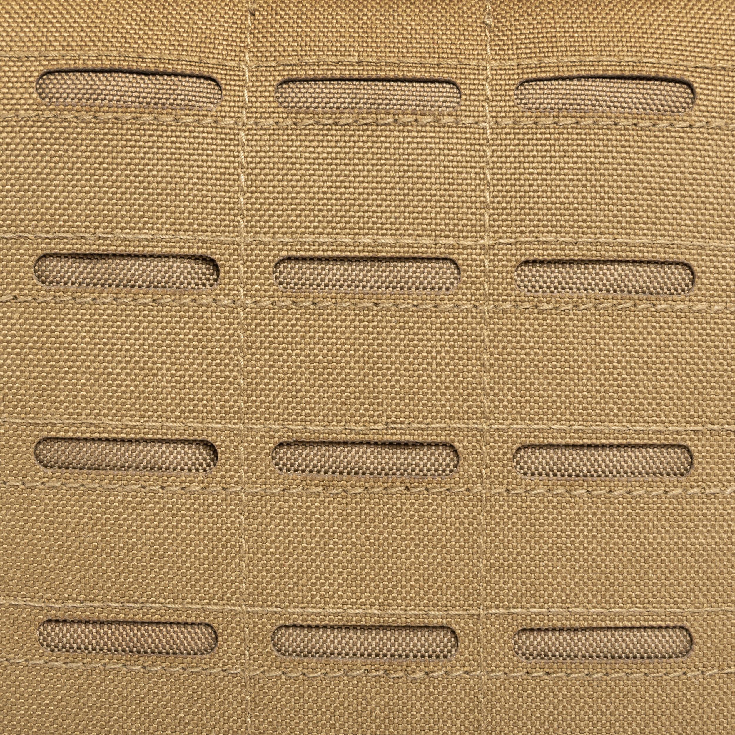 Batoh Mil-Tec Assault Pack Laser Cut Large 36 l – Coyote Tan