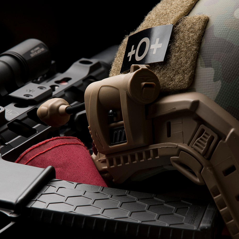 Svítilna na helmu Princeton Tec Charge Pro Tan - 55 lumenů