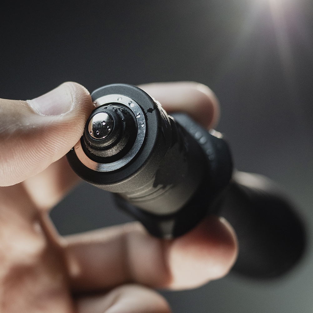 Svítilna Armytek Dobermann Pro Magnet USB Warm - 1400 lumenů