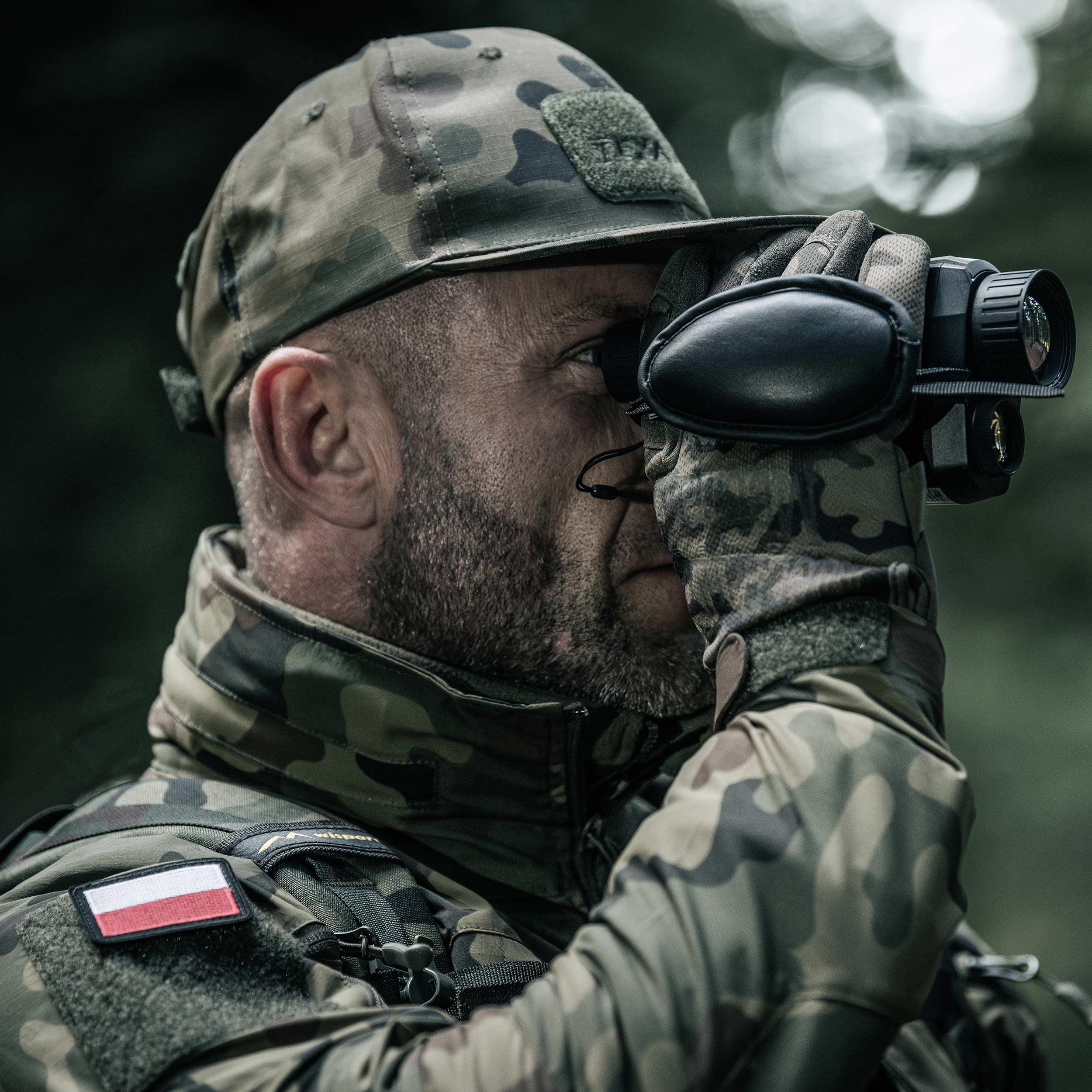 Termovizor AGM Fuzion TM25-384 s iluminátorem Sioux 850D - sada