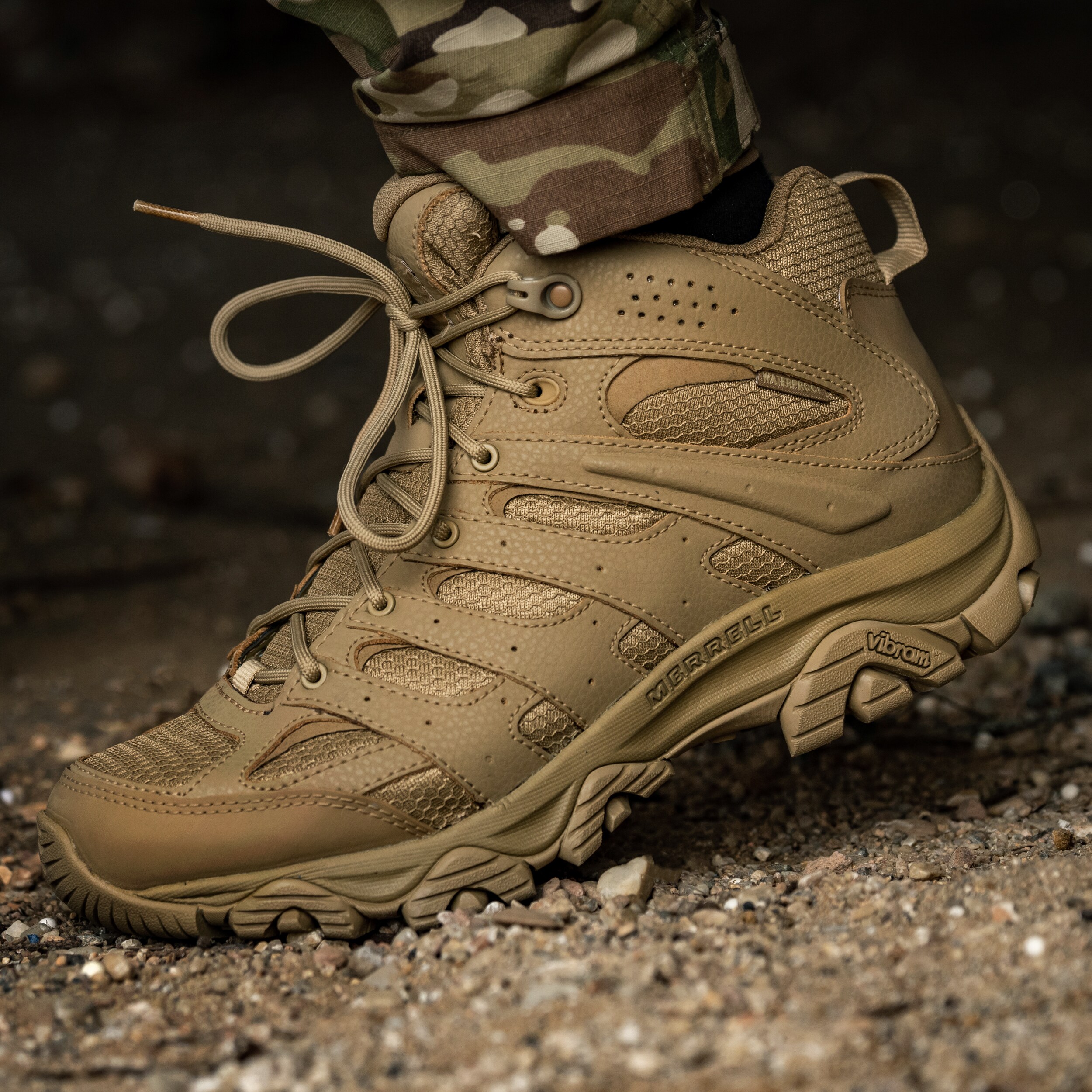 Boty Merrell MOAB 3 Mid Tactical Waterproof  - Dark Coyote