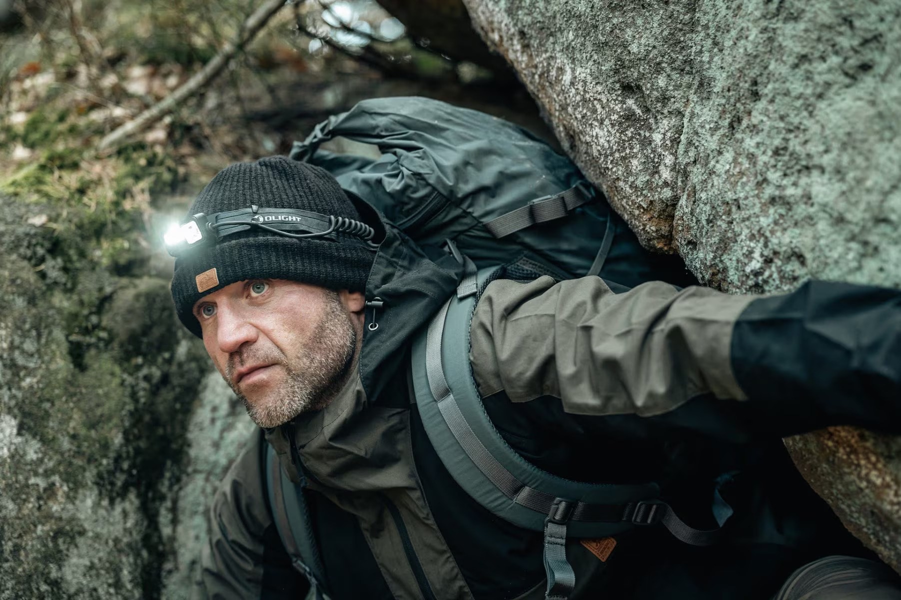  Čelovka Olight Array 2S Black