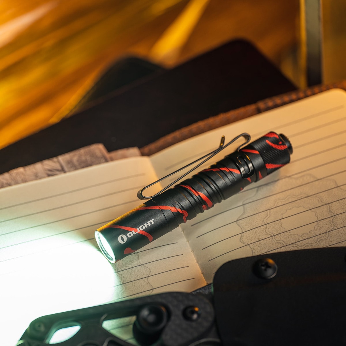 Olight - I3T EOS Taschenlampe Black Lava - 180 Lumen