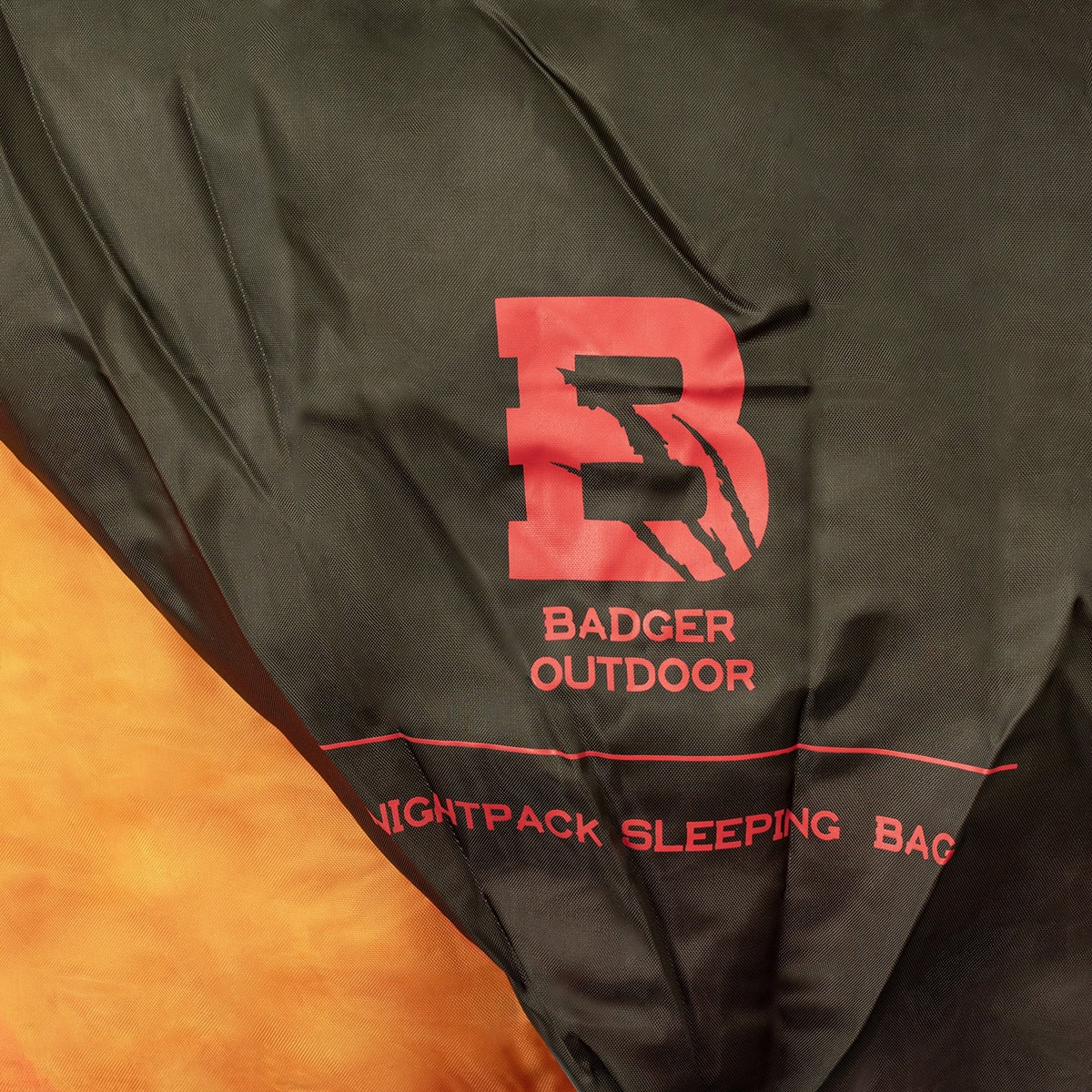 Badger - Outdoor Nightpack - Schlafsack - Rechts