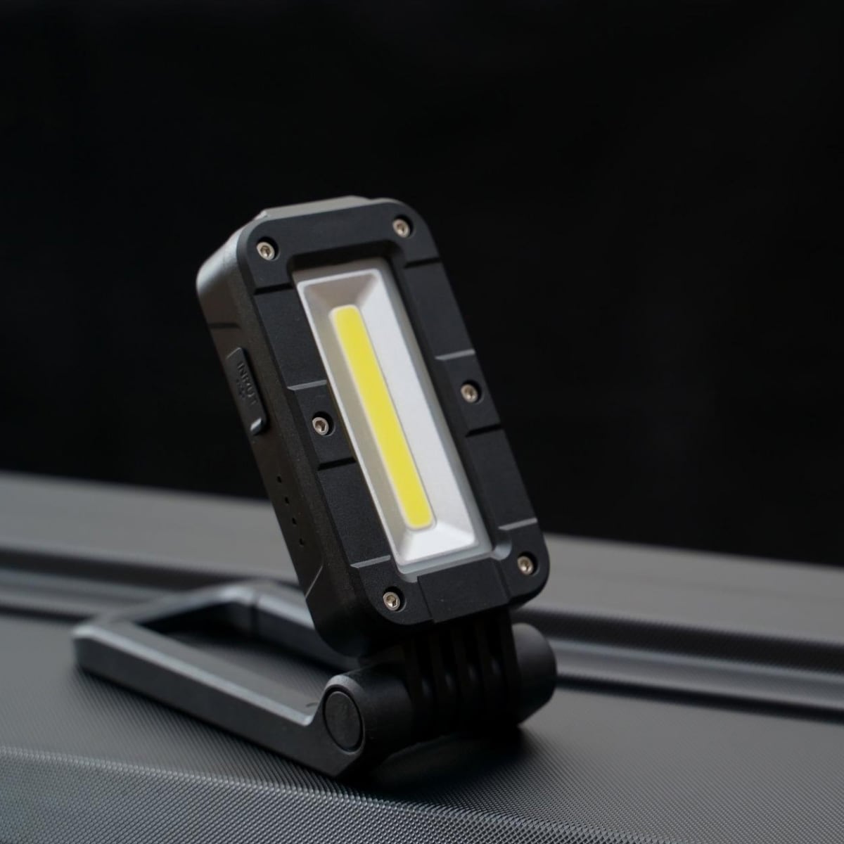 Olight - Swivel Black Lampe - 400 Lumen