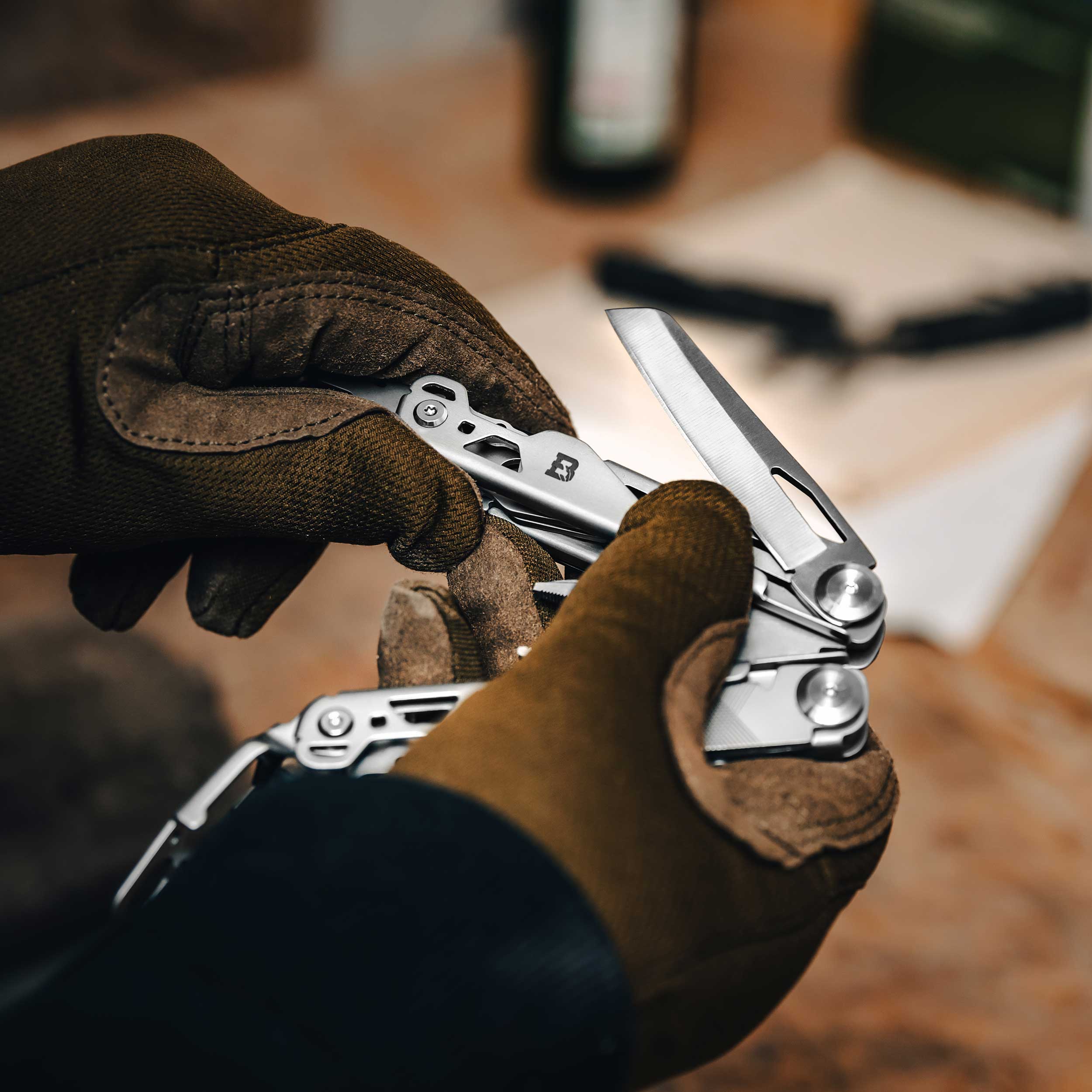 Badger Outdoor - Solid Multitool