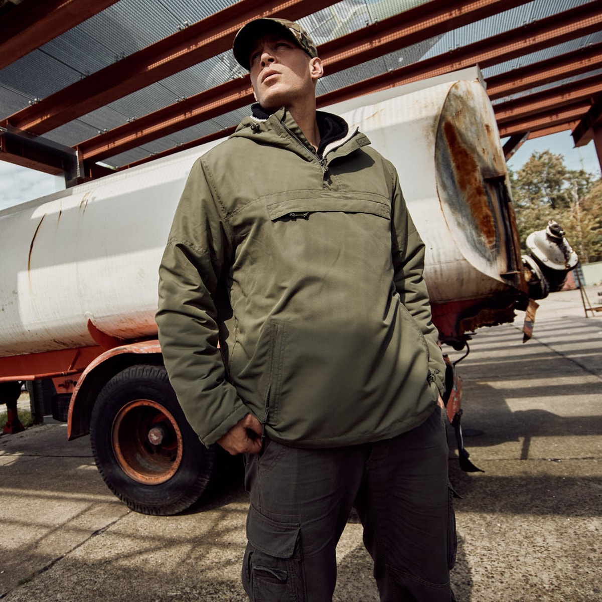Brandit Sherpa Windbreaker - Olive