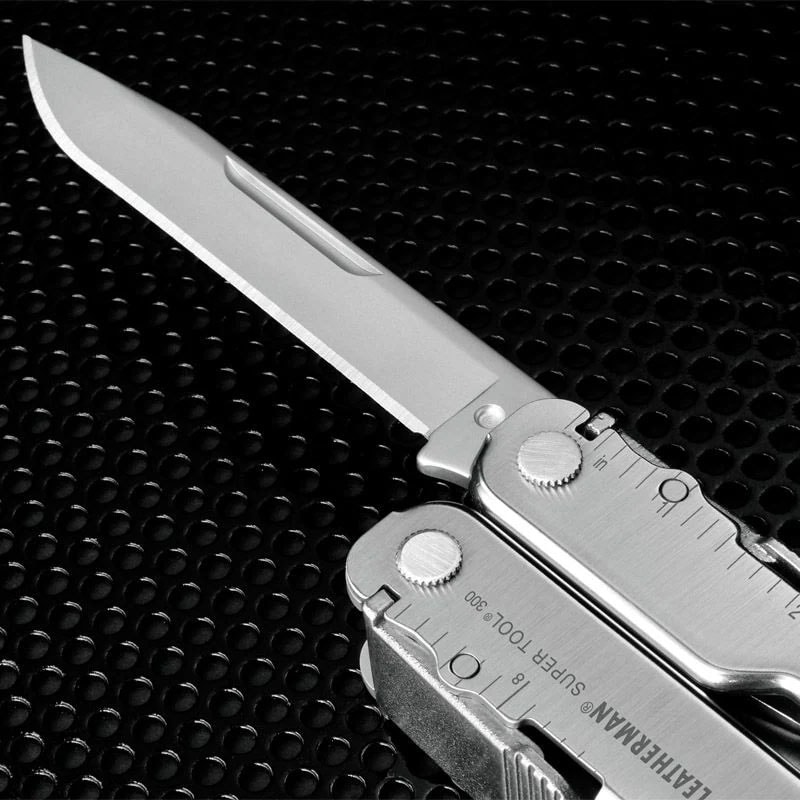 Leatherman - Super Tool 300 Multitool mit Holster