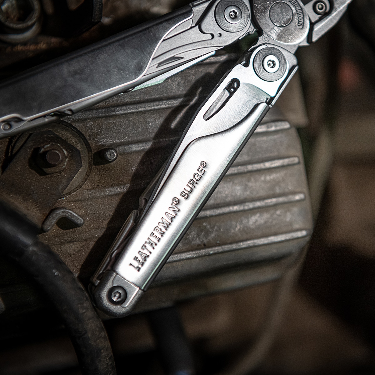 Leatherman - Surge Multitool NEU mit Holster