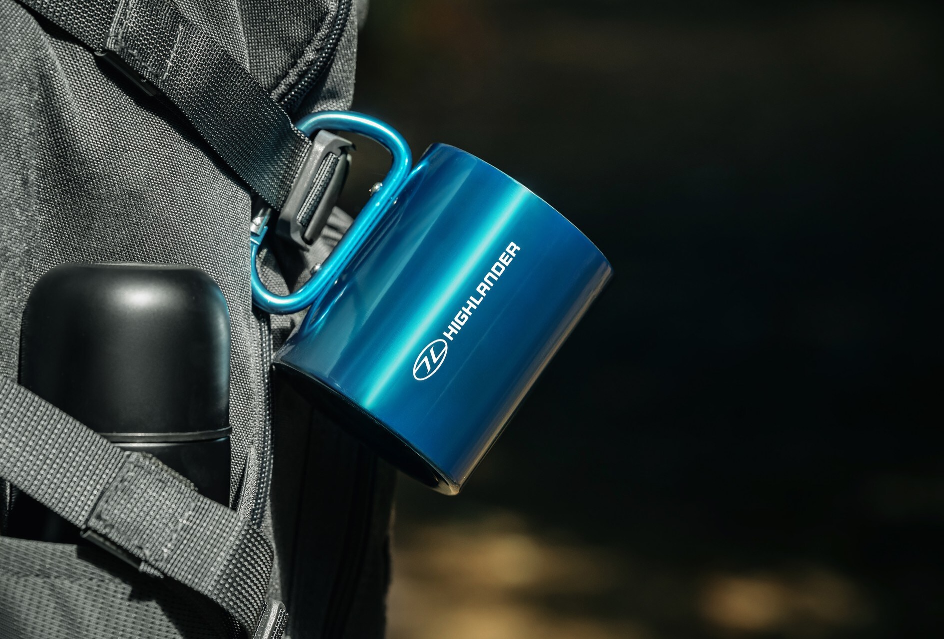 Highlander - Outdoor Thermobecher mit Karabiner 300 ml - Blue