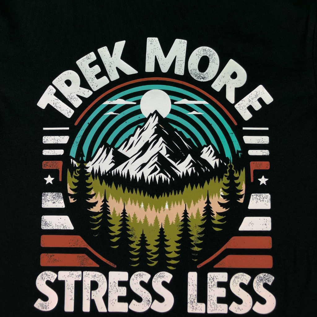 Voyovnik - Trek More - T-Shirt - Schwarz