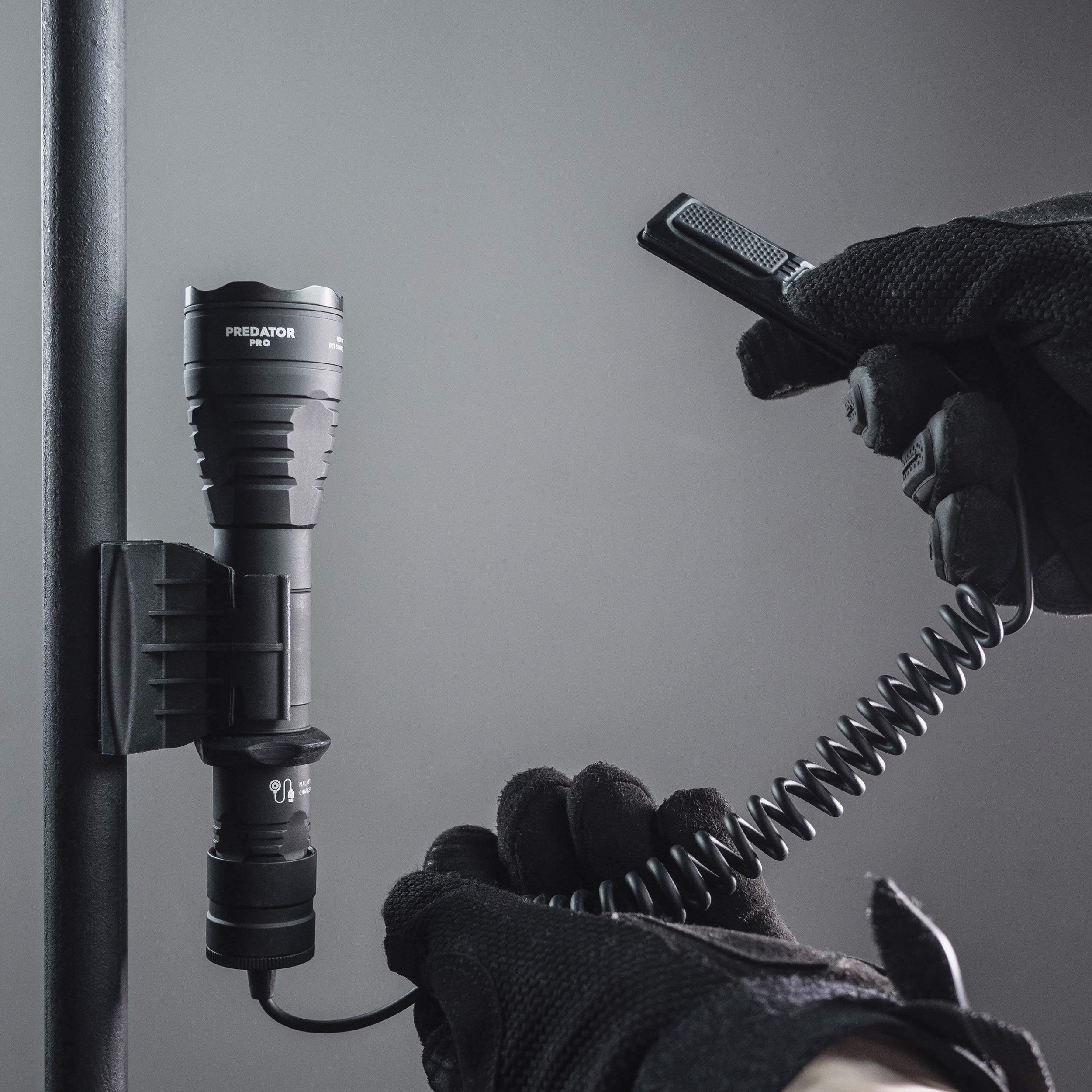 Armytek - Predator PRO Magnet Extended Set Warm - Taktische Taschenlampe - 1400 Lumen