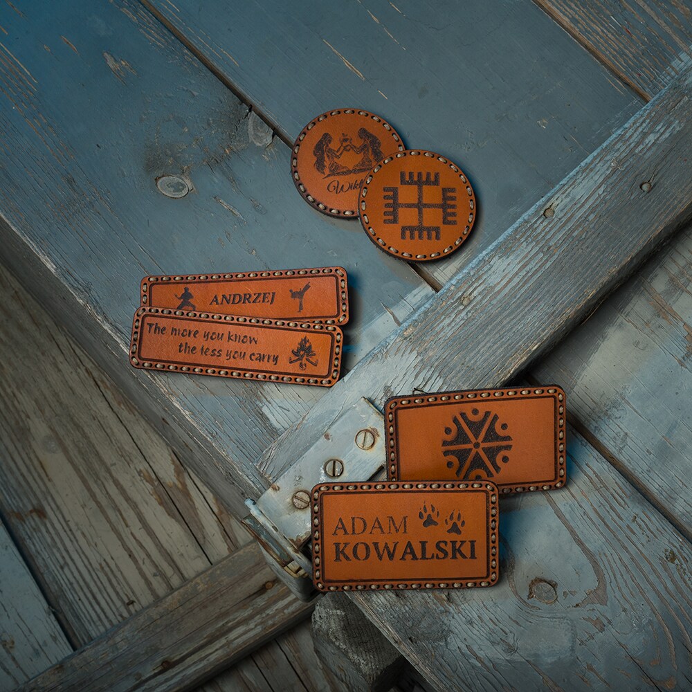 Tigerwood - Runder Lederaufnäher - mit Option der Personalisierung