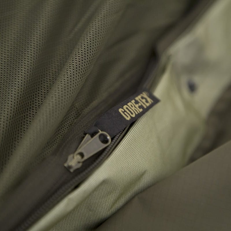 Carinthia - Bivy bag XP II Plus Schlafsackhülle mit Moskitonetz - Olive