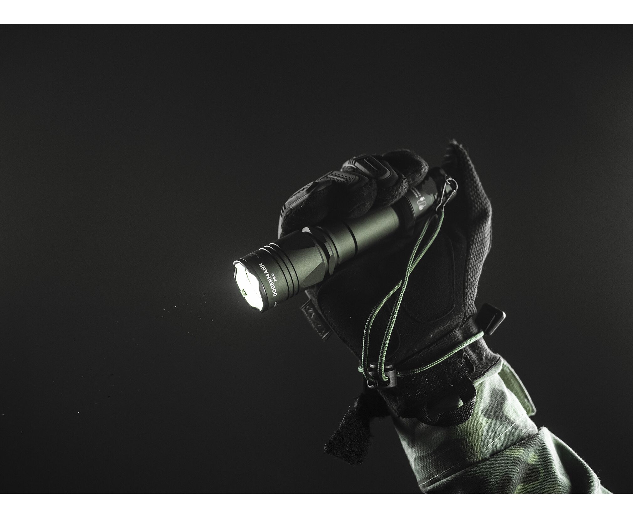 Armytek Dobermann Pro Magnet USB Warm Olive - Taschenlampe - 1400 Lumen