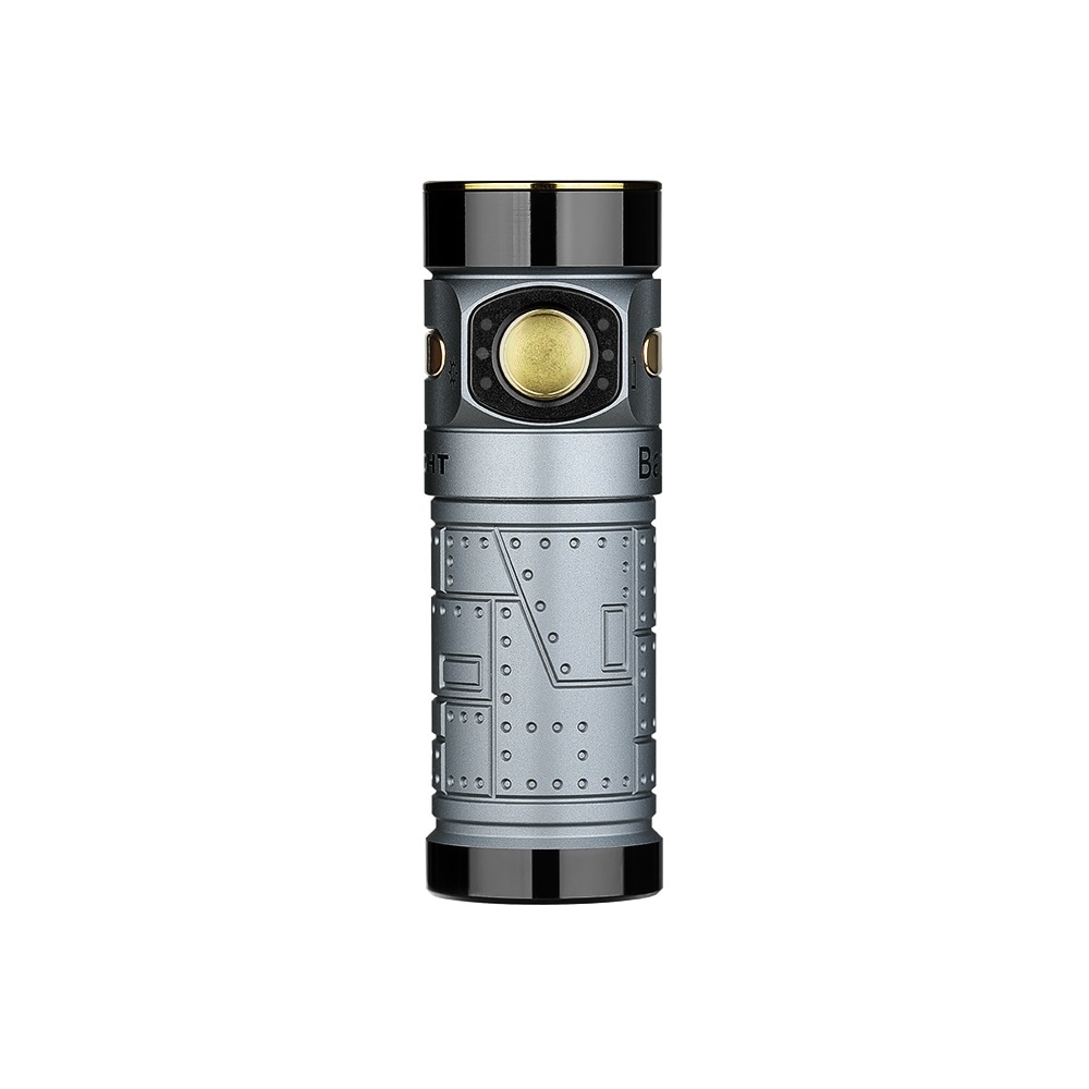 Olight - Baton 4 Premium Edition Fighter Pilot Taschenlampe - 1300 Lumen mit kabellosem Ladegerät