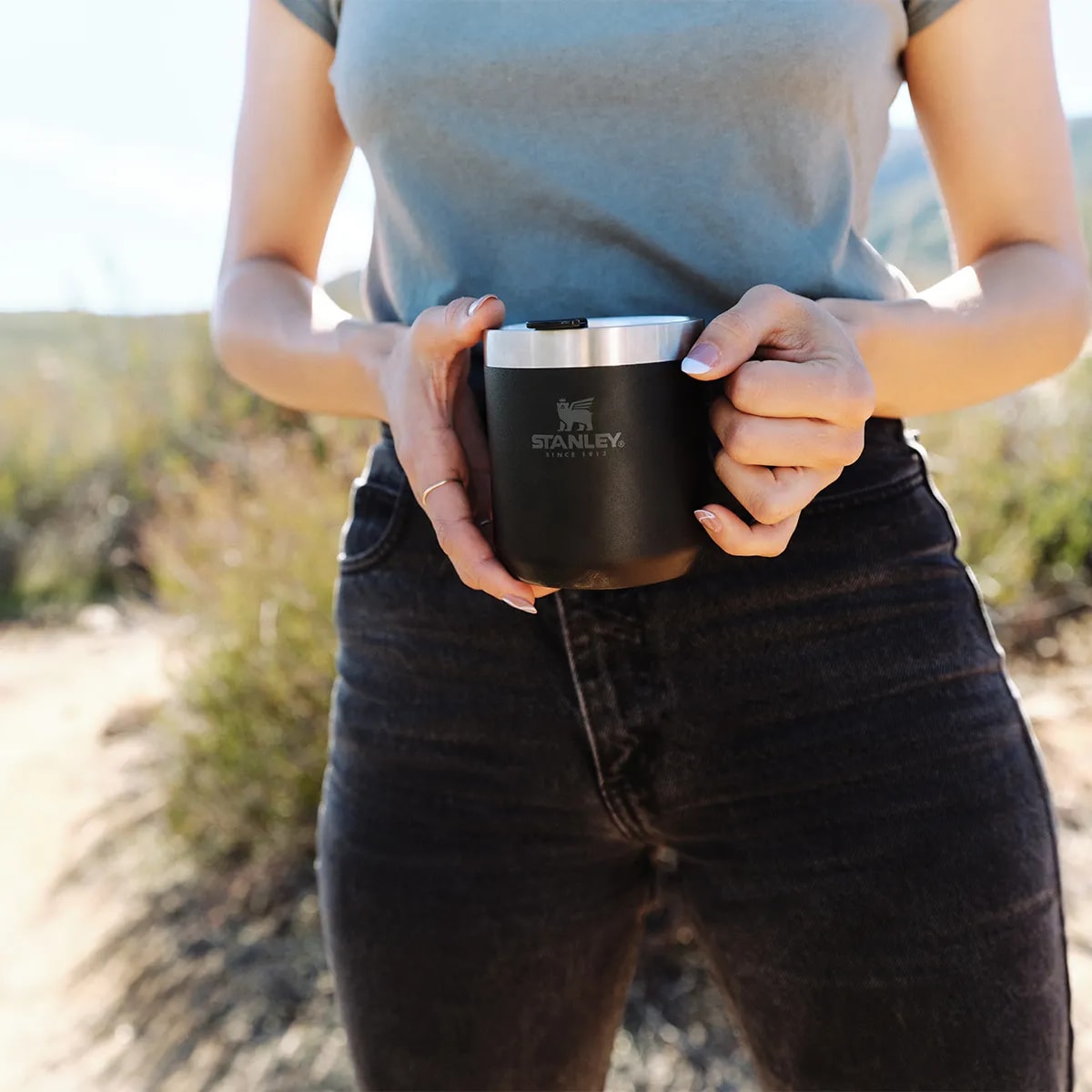 Stanley - Legendary Classic Camp Mug Thermobecher 350 ml - Matte Black Pebble