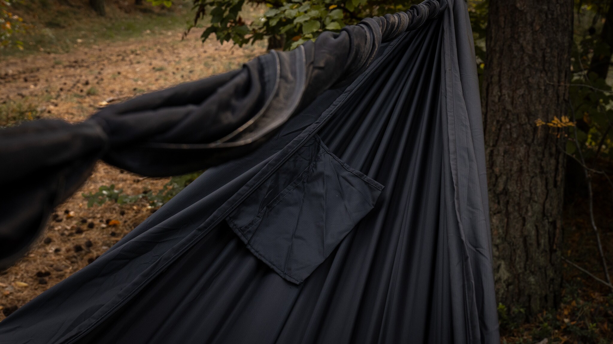 TigerWood - Libelle V2 Double Zip Black Ultraleichte Hängematte - mit Moskitonetz