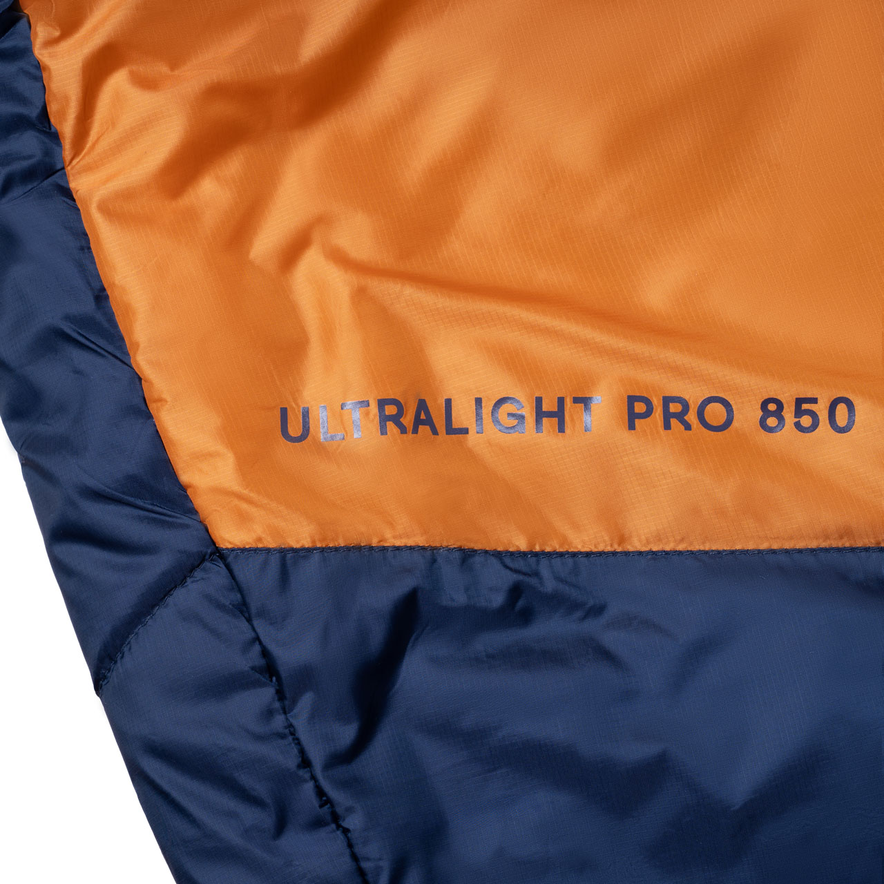 Alpinus - Ultralight Pro 850 Schlafsack - orange und dunkelblau - rechts