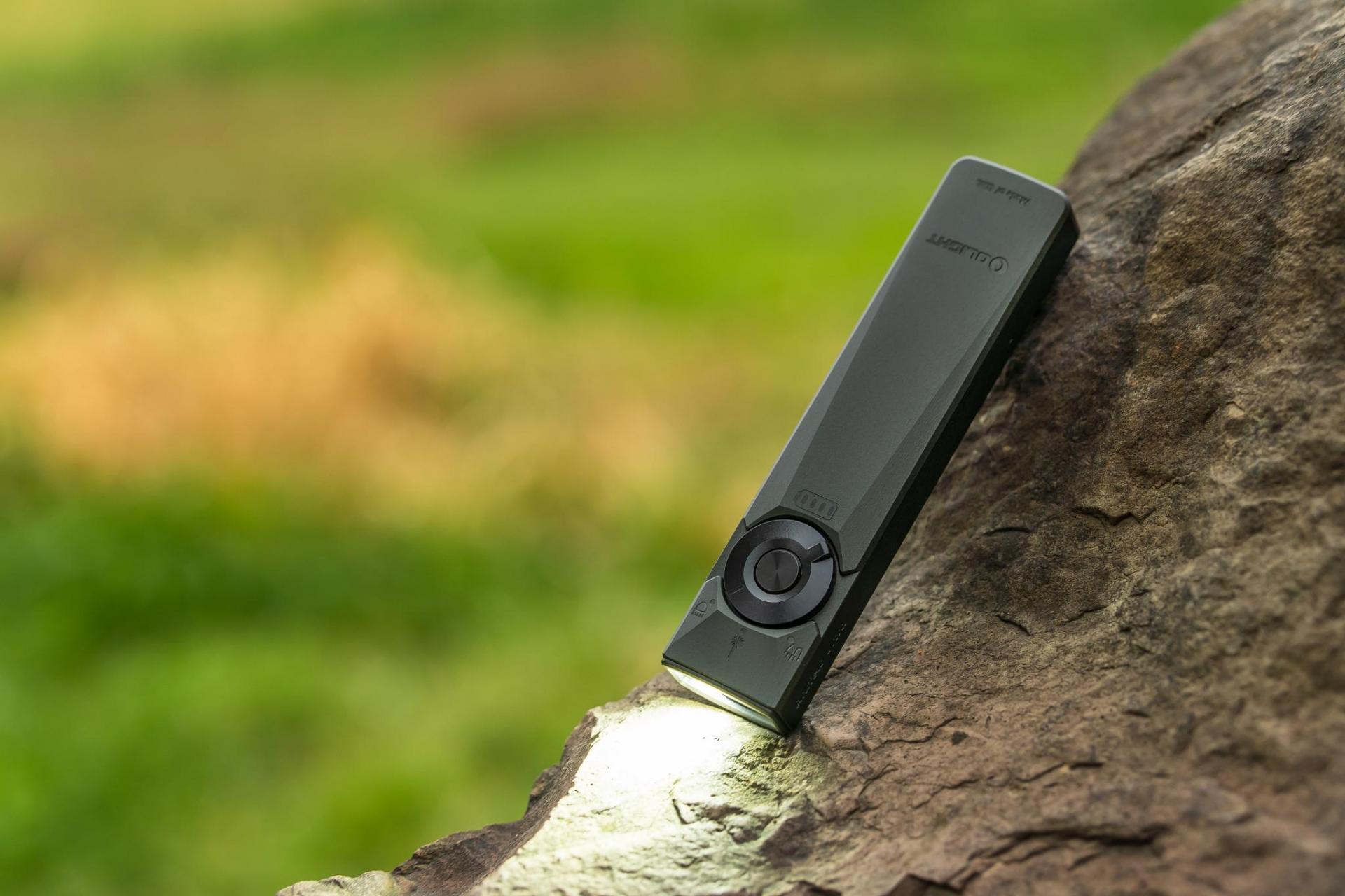 Olight - Arkfeld Ultra UV Cool White Olive Grey - Taschenlampe mit Laserpointer - 1400 Lumen
