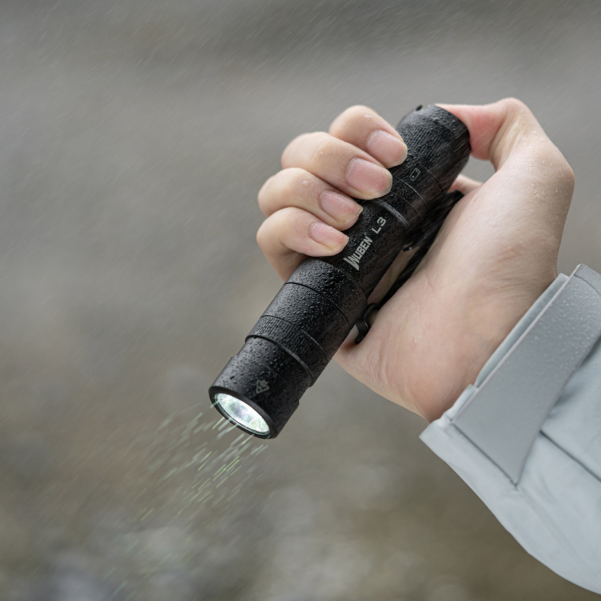 Wuben L3 Black Taschenlampe mit Powerbank-Funktion - 3000 Lumen