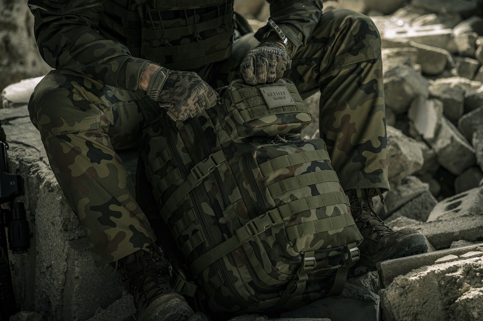 Brytzky Tactical - Polygon Large Rucksack 36 l - wz.93 Pantera PL Woodland