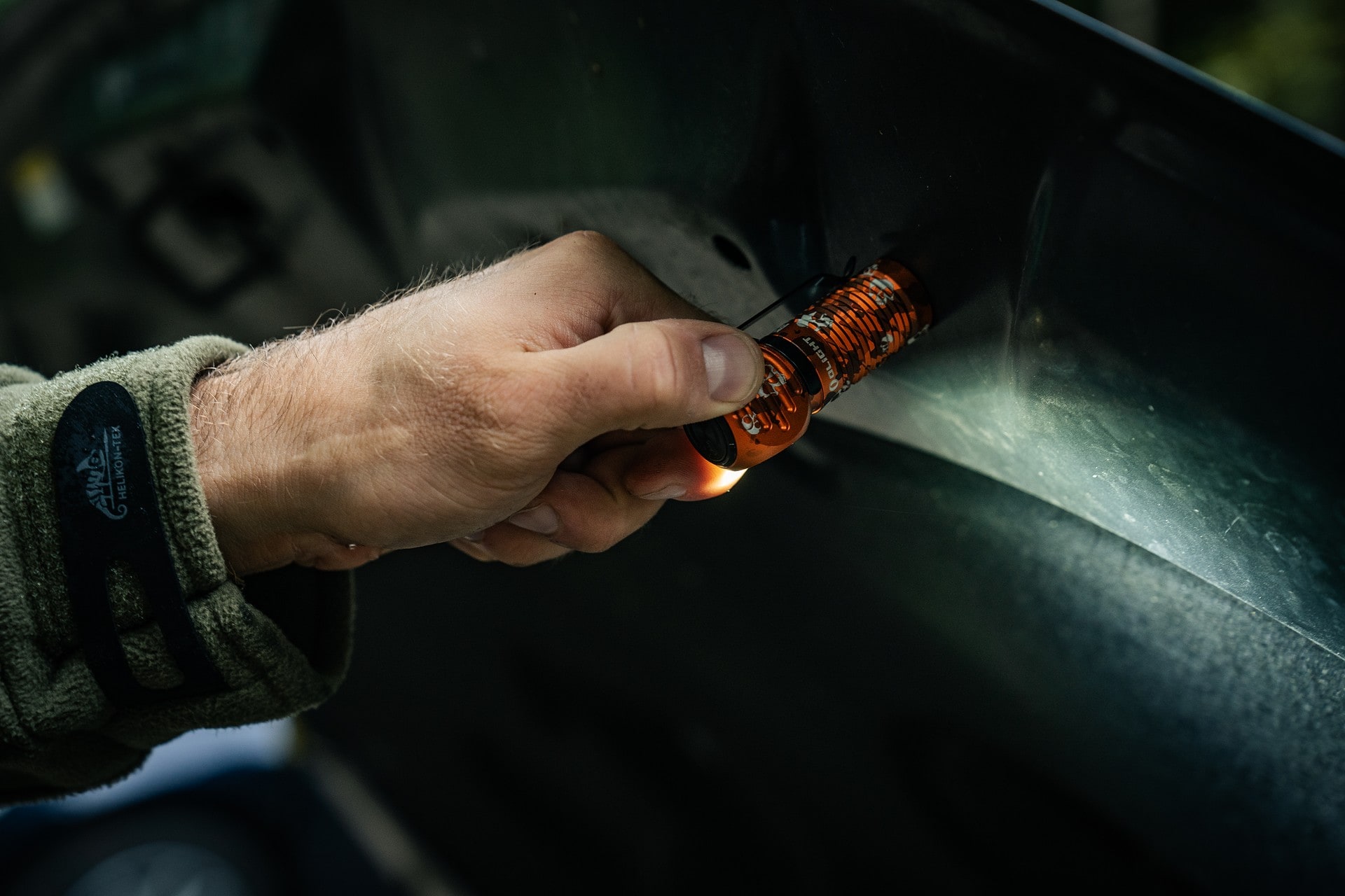 Olight - Perun 3 Mini Cool White Ghost Blaze - Stirn- und Winkeltaschenlampe mit Stirnband - 1250 Lumen