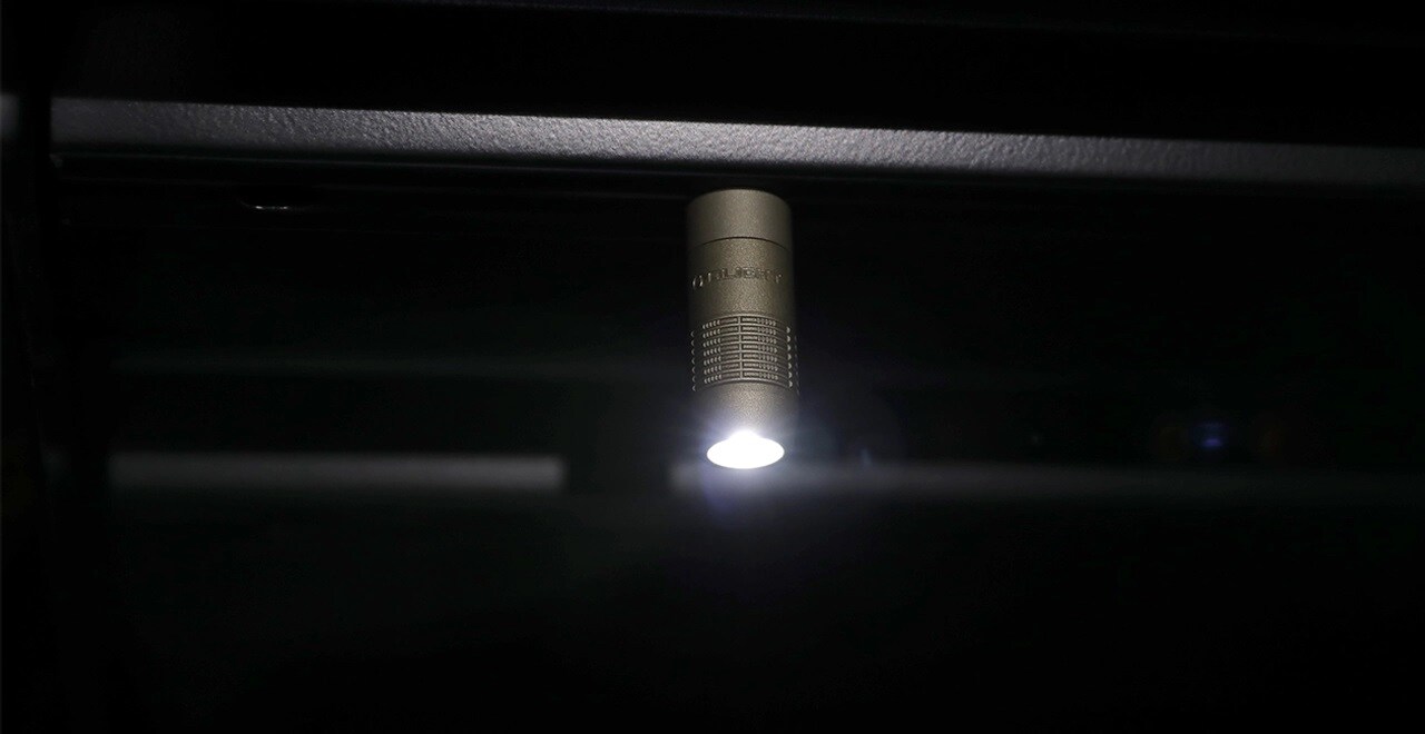 Olight - iUltra Olive Green Taschenlampe - 80 Lumen