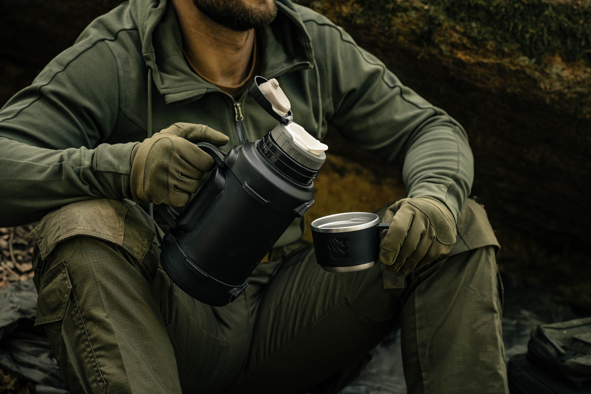 Badger Outdoor - Big Boy Thermoskanne 1,3 l - Black