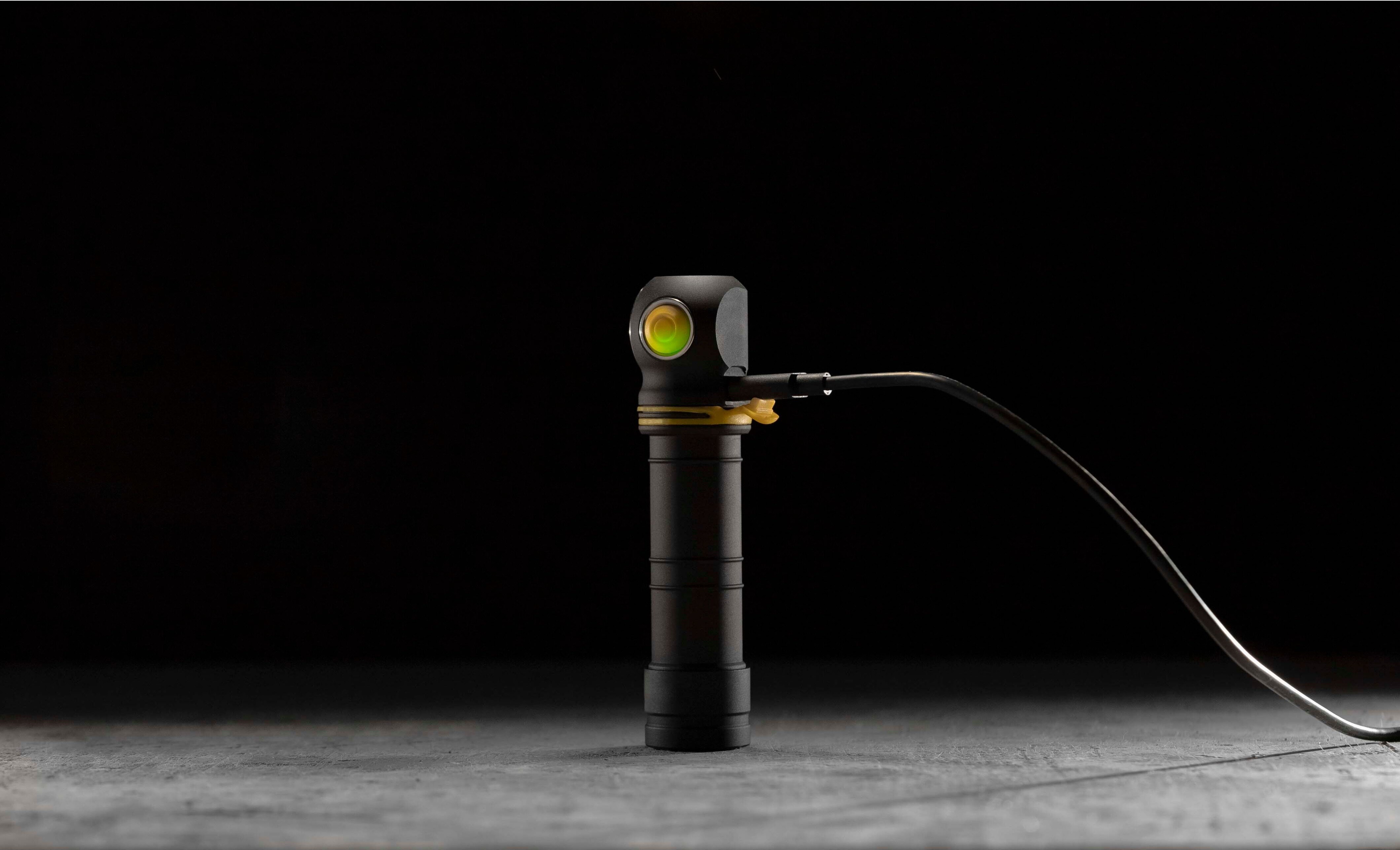 Armytek - Elf C2 Max LR USB-C White - Stirn- und Winkeltaschenlampe - 4500 Lumen