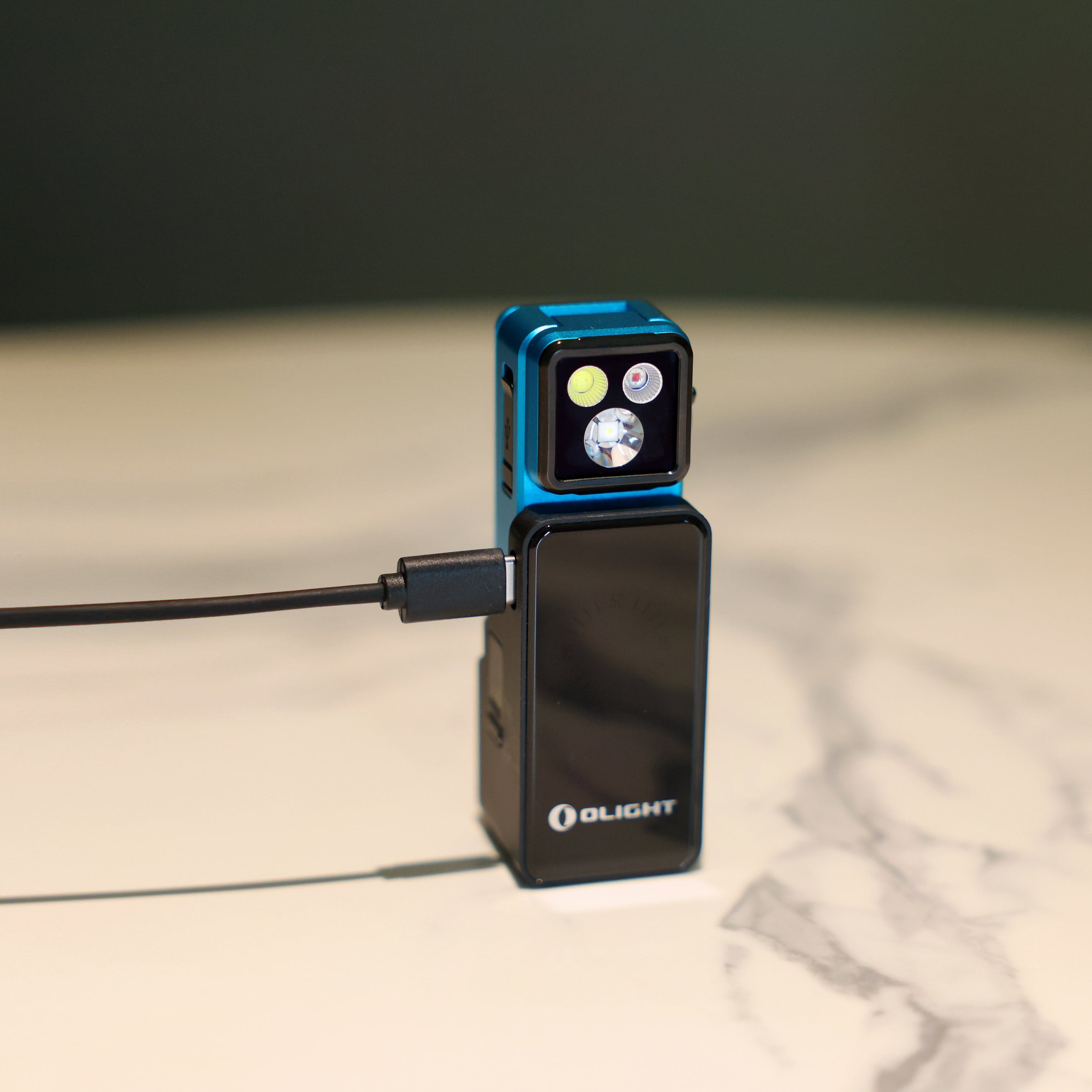 Olight - Oclip 2 Pro Premium Taschenlampe 530 Lumen - Tidal Blue