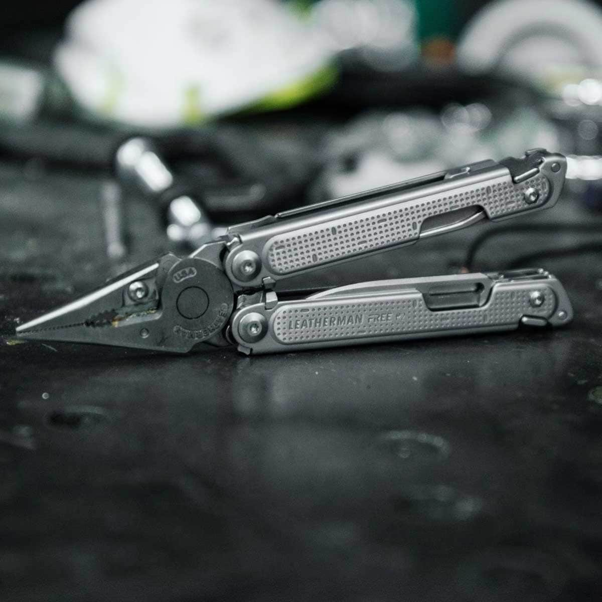 Leatherman Free P2 - Multitool