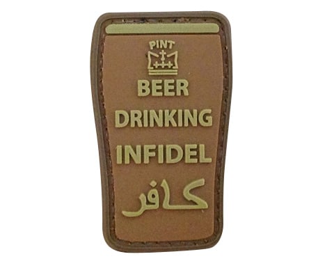 3D-Aufnäher Beer drinking infidel - Coyote