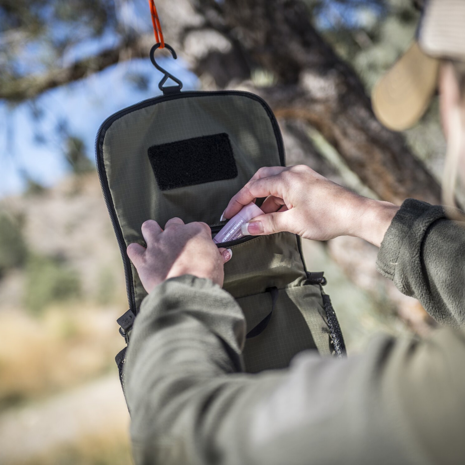 Helikon-Tex - Travel Toiletry Bag - Kulturtasche - Olive Green/Black