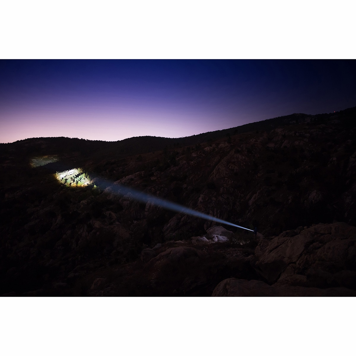 Olight - Marauder 2 Cool White - Akku-Taschenlampe - 14000 Lumen, 800 m Reichweite