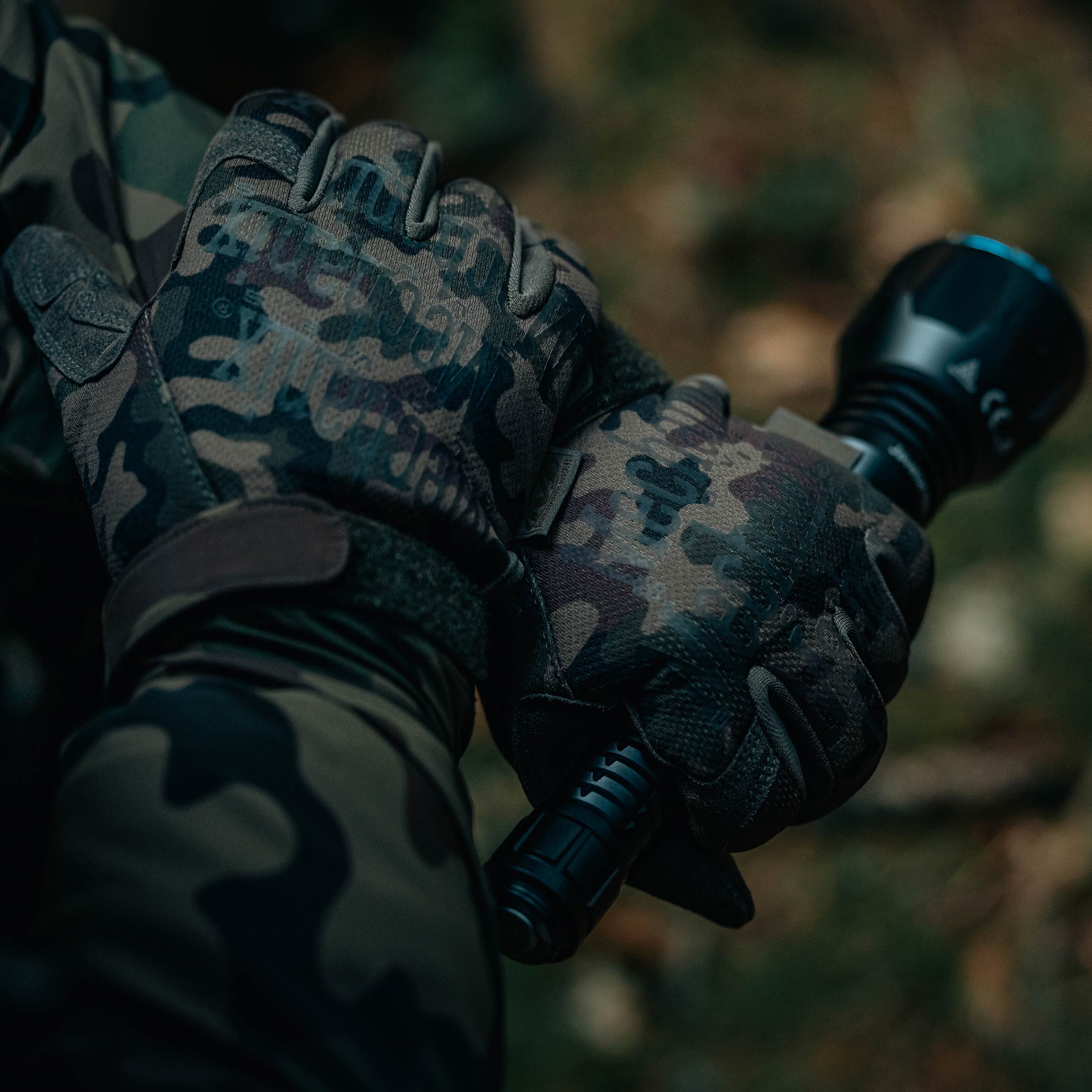 Olight - Javelot Turbo - Taktische Suchscheinwerfer - 1300 m Reichweite