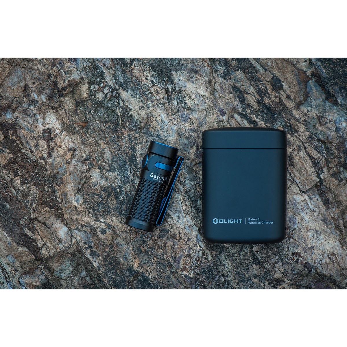 Olight - Baton 3 Premium Edition Black - Wiederaufladbare Taschenlampe mit kabellosem Ladegehäuse - 1200 Lumen