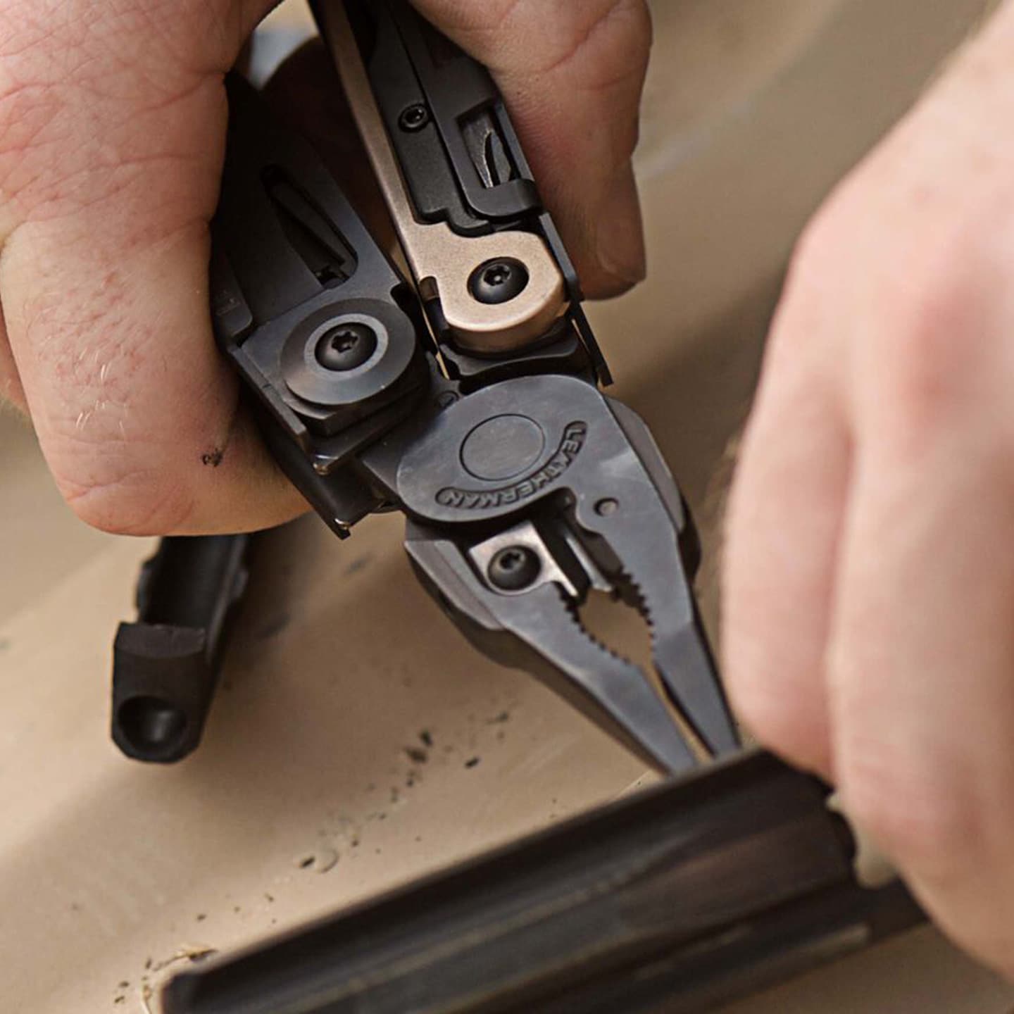 Leatherman - MUT Multitool (833084)